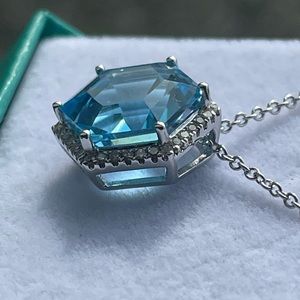 14K White Gold Diamond Topaz Pendant